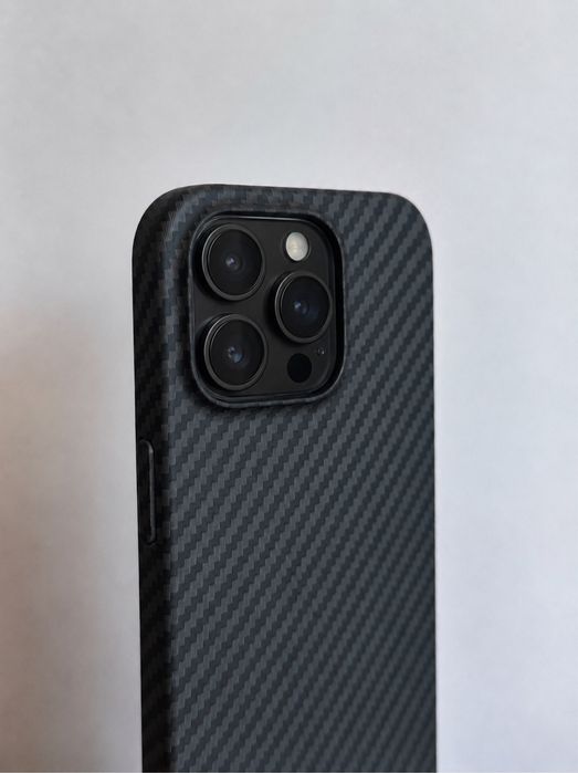Карбоновий Чохол на iPhone 14 Pro —, якісний, чорний