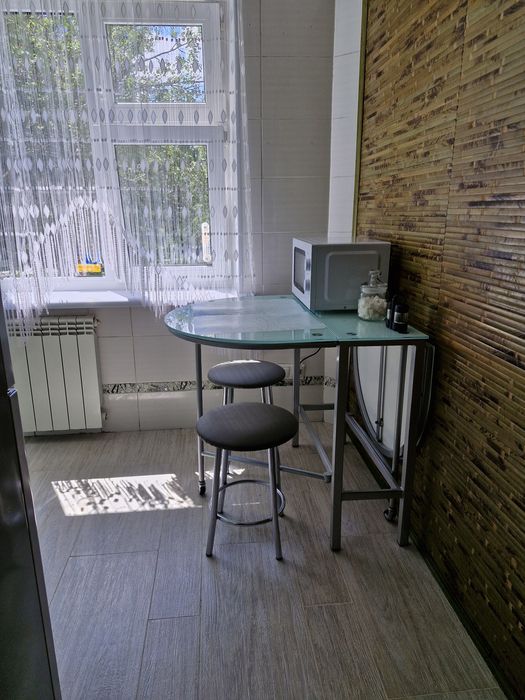 Подобово 2к, м Індустріальна, ХТЗ, вул Миру (поруч з 18 поліклінікою)