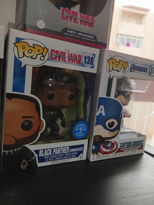Conjunto de funko pop marvel