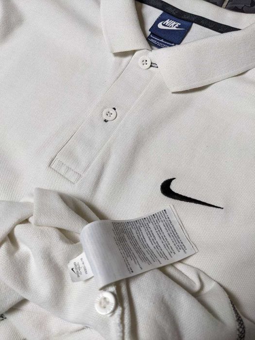 Белоснежное поло Nike