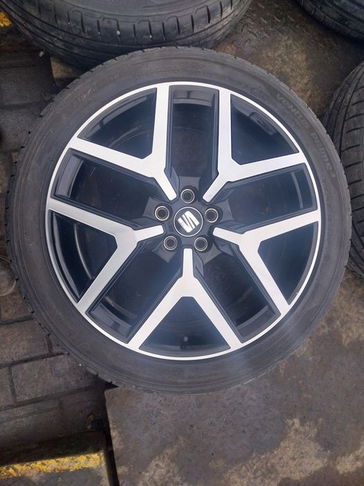 Oryginalne felgi aluminiowe Seat Arona R18 5x100 7J ET47