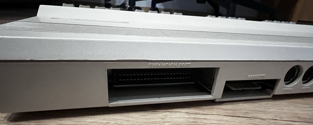 Komputer Commodore 128