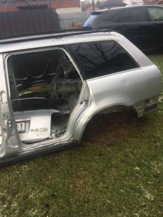 Кузов AUDI A4 1990