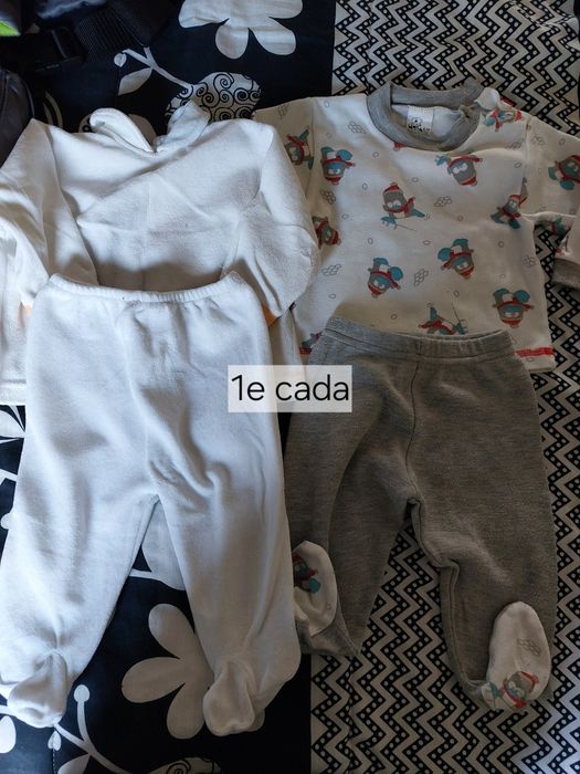 Roupa de bebé até 9 meses