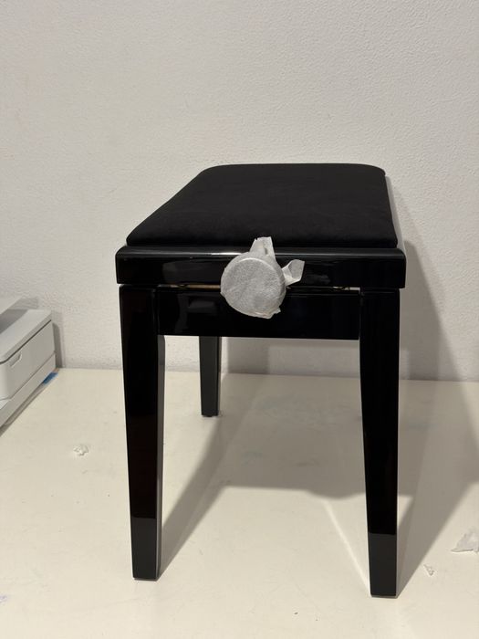 Banco de piano Roland