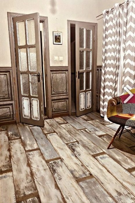 Дом новой постройки в застроенном месте