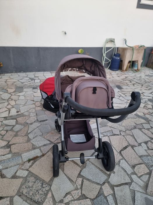 Carrinho bebé + ovo da Chico