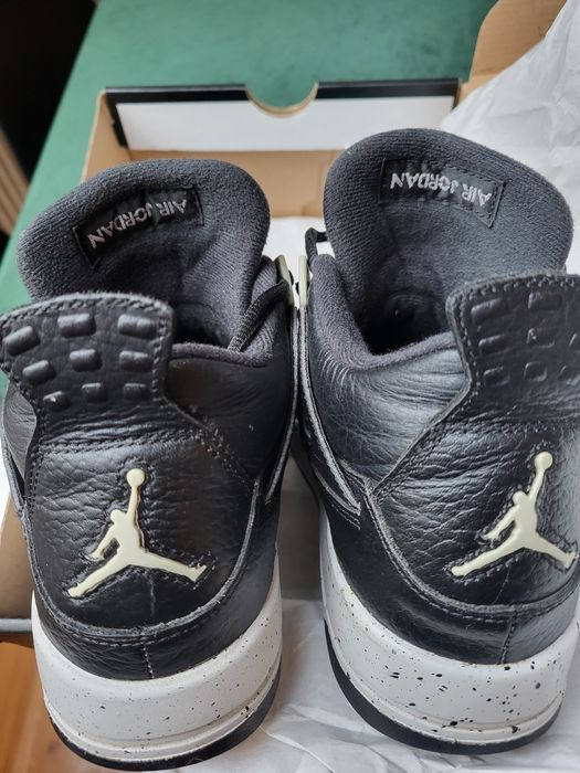 Nike Air Jordan 4 Retro NG