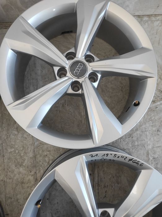 71 Felgi RYGINAŁ AUDI R 19 5x112 otwór 57,1Bardzo Ładne
