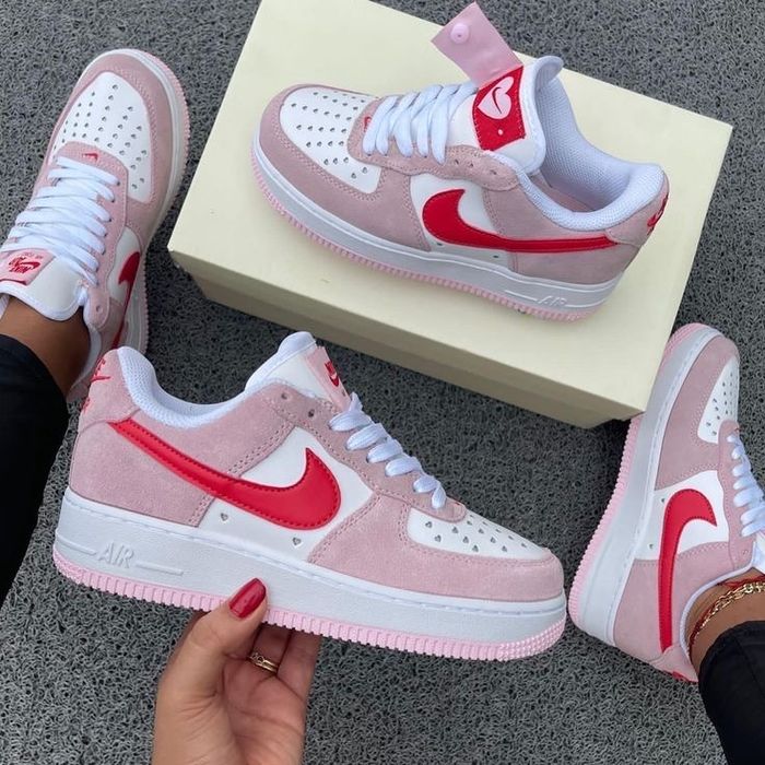 Nike Air Force 1  valentines day