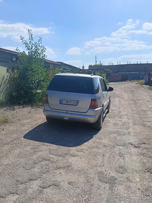 Мерседес ML 320 2000г.