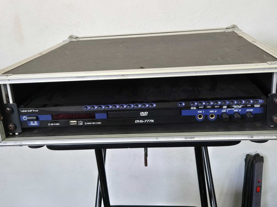 Venda Leitor Karaoke Marca VOCOPRO Mod.  DVG - 777K