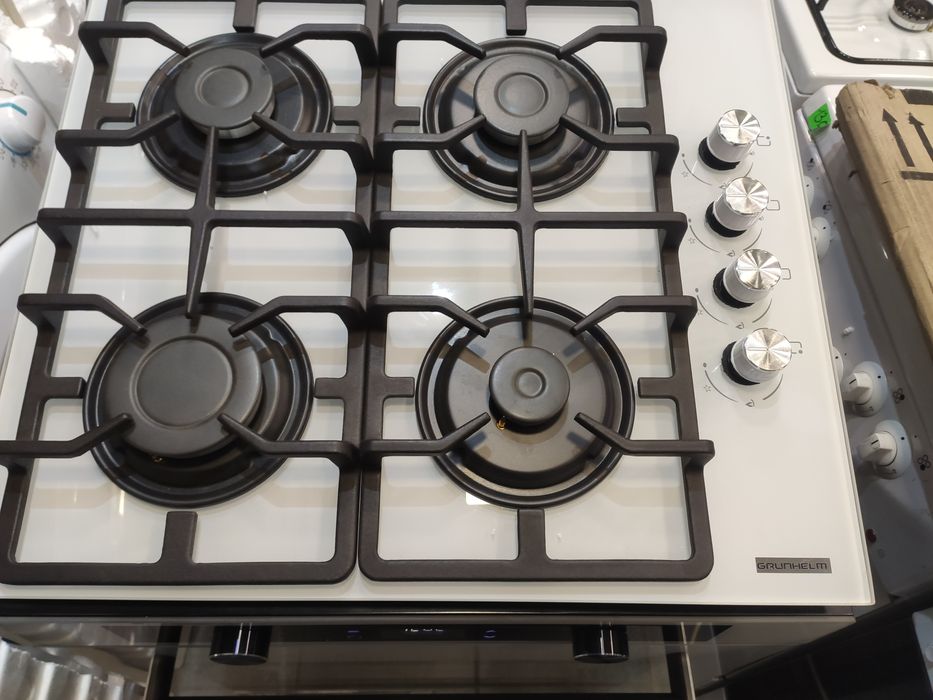 Комплект номер 2 газовая поверхность+электрический шкаф белый Турция
