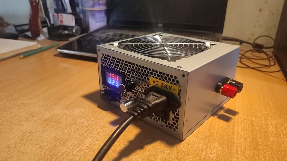 Зарядное устройство для авто.