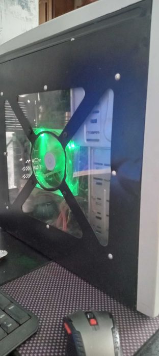 Продам старый пк. Реальному покупателю хороший торг.