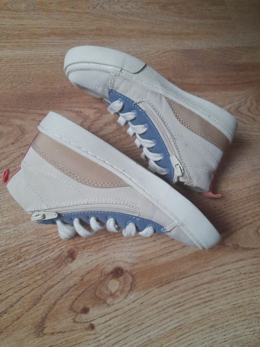 Buty sportowe zara 26