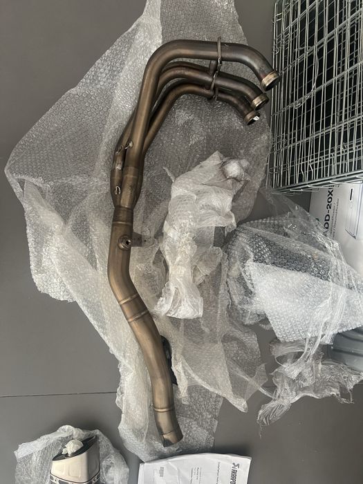Akrapovic tracer 9 original