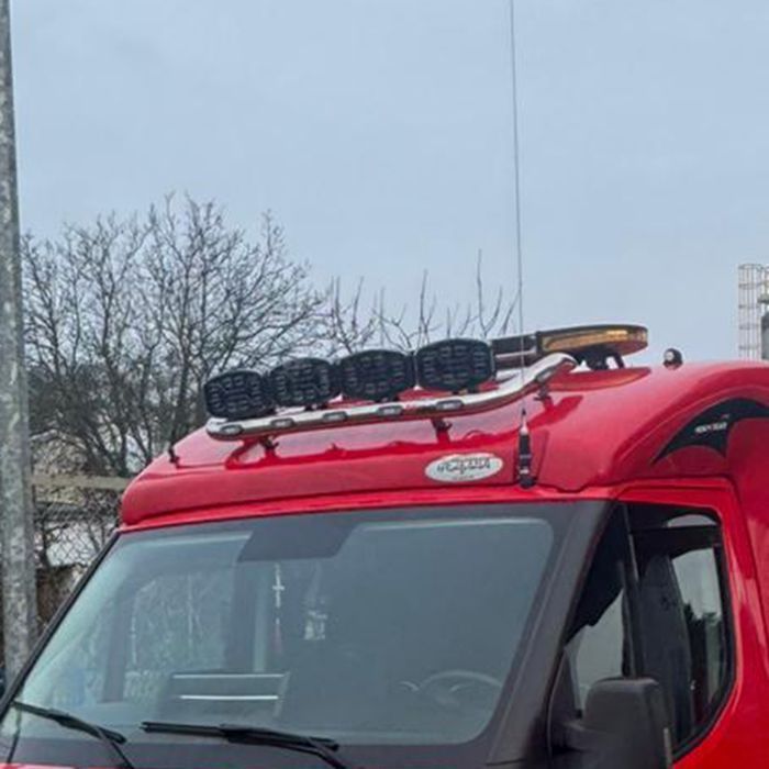 Orurowanie dachowe / Rama dla Iveco Daily (laweta na spoiler)