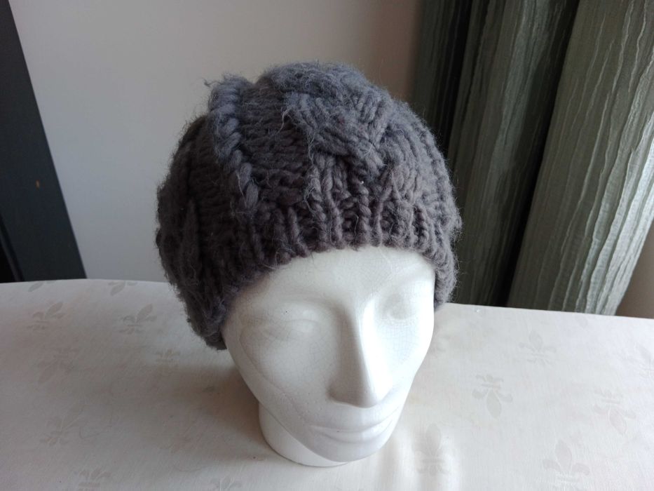 Czapka na zimę szara cieplutka Handmade rękodzieło