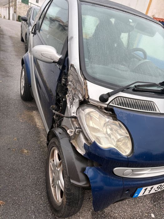 Smart 2004 acidentado