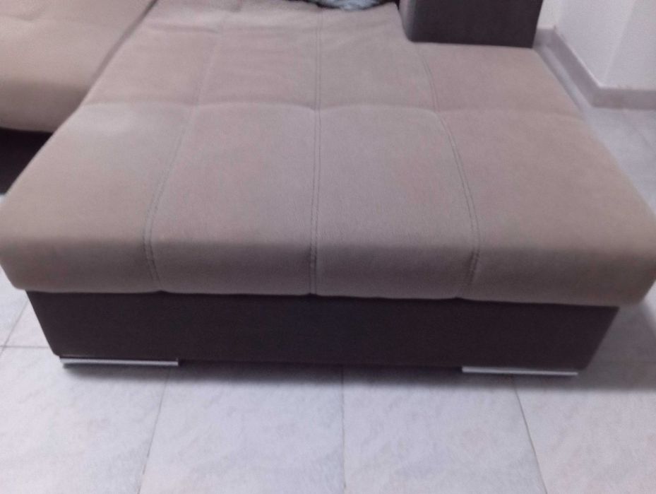 Sofá com chaise-longue