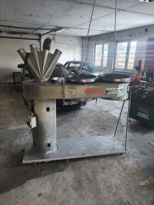 Odciąg wyciąg do wiórów.