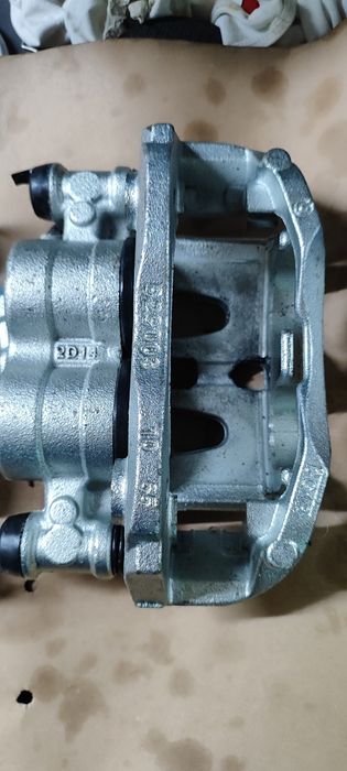Суппорта brembo на Mercedes sprinter 906 vito 639 vito 447