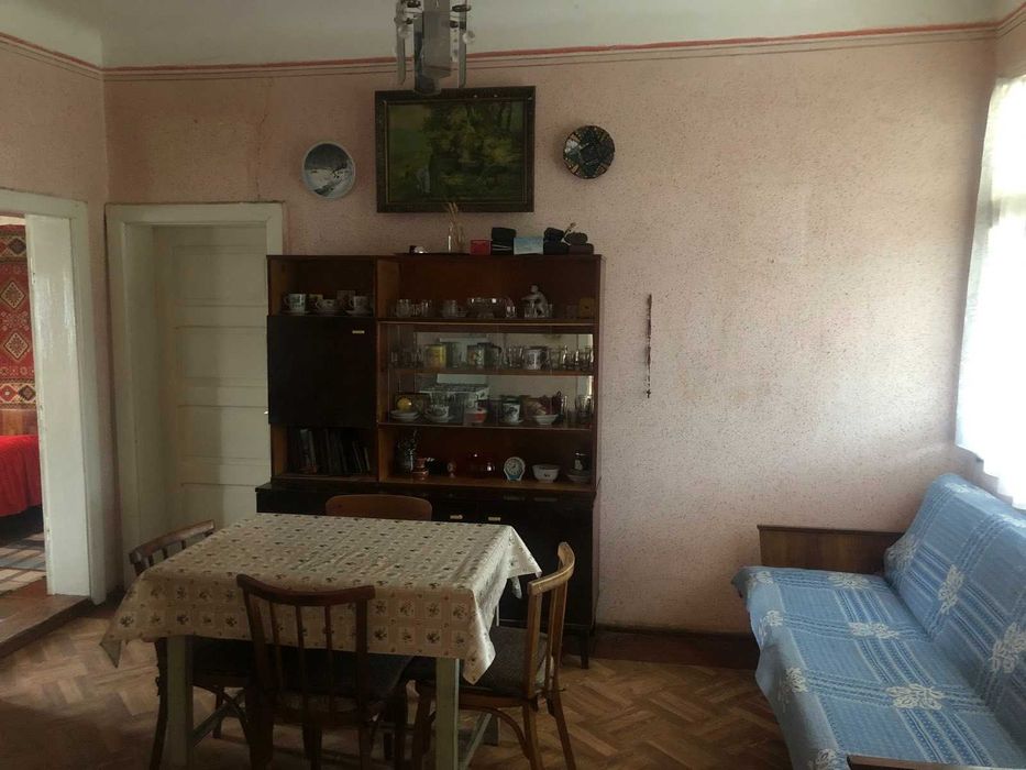 Продається будинок в смт. Буштино