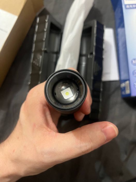 Філіпс з зумом тайп-с