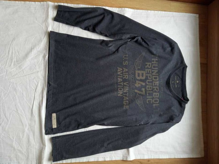 Bluzka typu "long-sleeve" grafitowa z nadrukiem - S - "Tom Tailor".