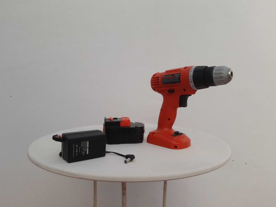 Furadeira/Parafusadeira Black & Decker - GC9600 - 9,6V