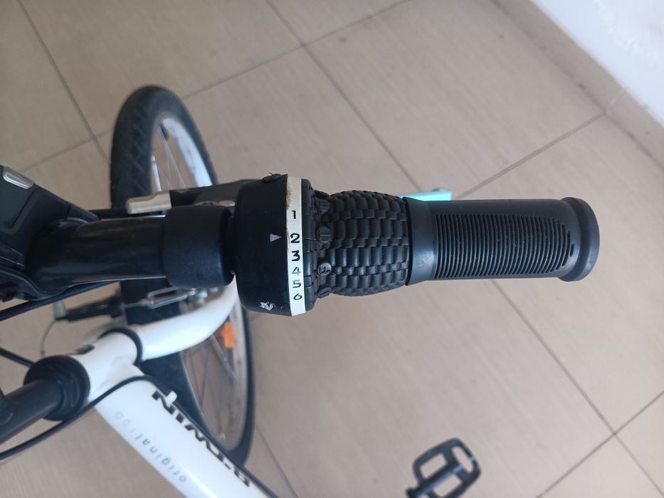 Bicicketa BTWIN roda 24