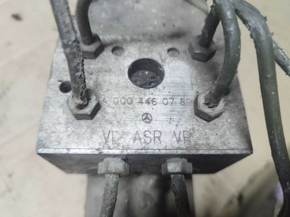 Блок АБС Mercedes Sprinter / Volkswagen LT 35 А0004460789