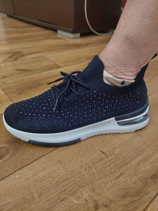 Damskie buty sportowe 40