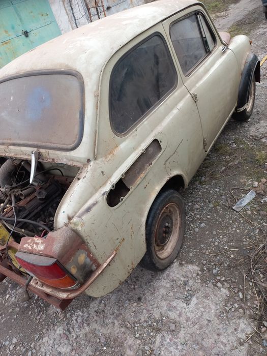 Автомобиль ЗАЗ 965