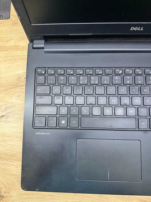 Ноутбук Dell Latitude 3570 i5 6 поколения