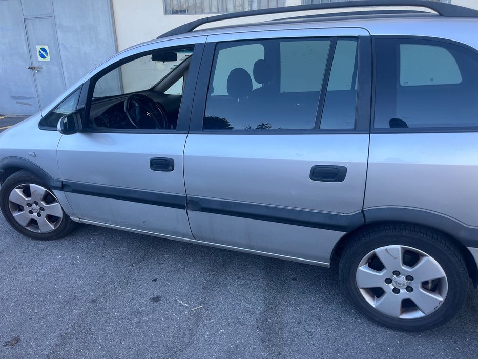 Opel zafira 2.2 tdi único dono