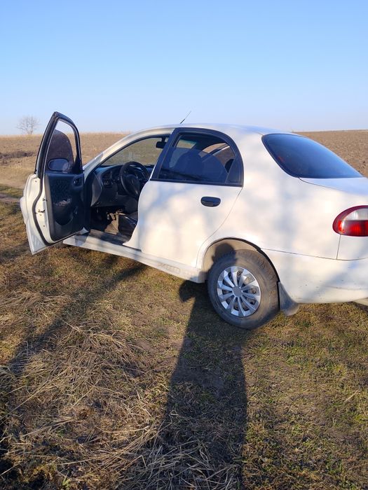 Део Ланос в хорошому стані