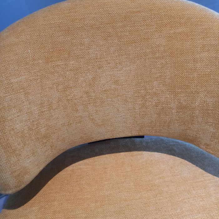 Vendo cadeirão cor amarelo