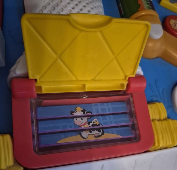Stolik edukacyjny fisher price