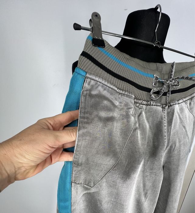 Srebrno szare spodnie z lampasami szerkoie nogawki unisex