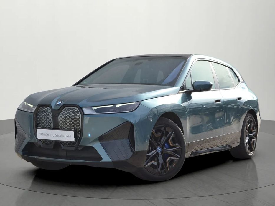 BMW iX