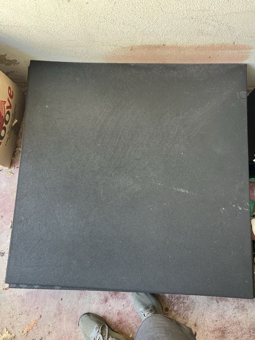 PISO BORRACHA PLACA 1x1m ESP.15mm 3 Unidades