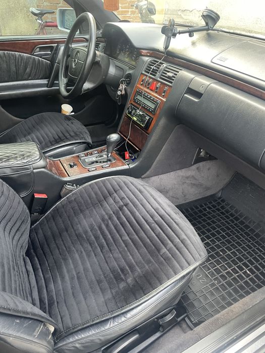 Продам w210 3.2 газ/бензин