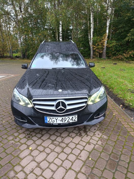 Karawan pogrzebowy Mercedes-Benz/Bautex Stan Super