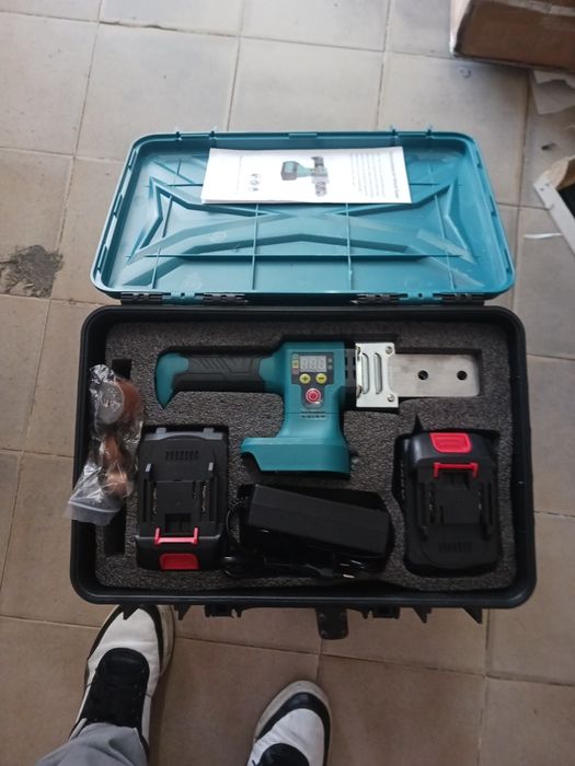 Máquina de Soldar Tubos PPR polifusora a Bateria