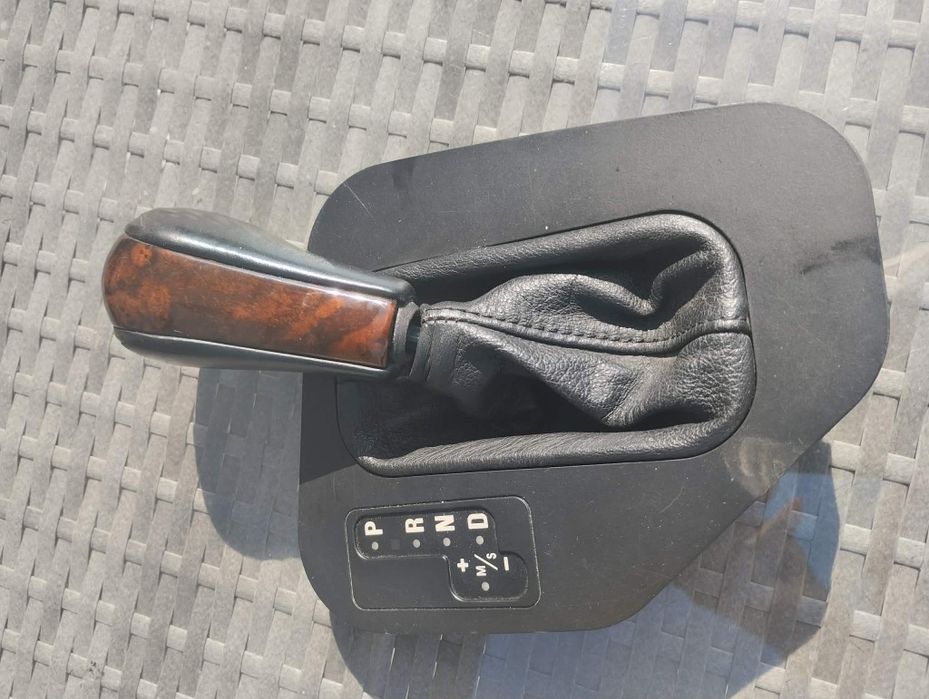 Dźwignia,gałka zmiany biegów BMW E39 automat