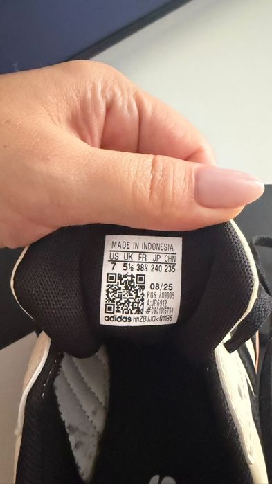 Кросівки Adidas