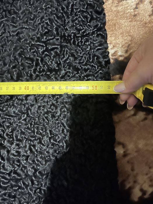 Продам каракулеву шубку