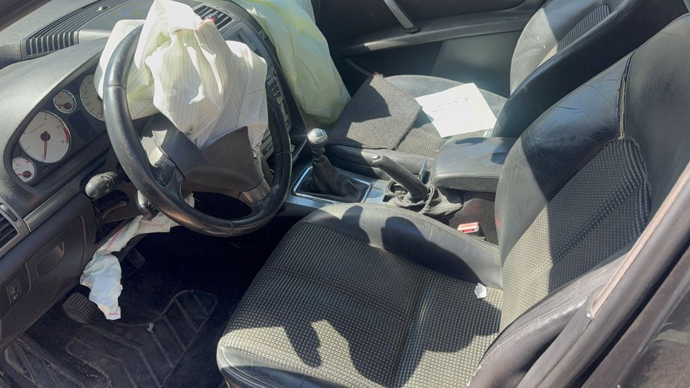 Bancos em pele Peugeot 407